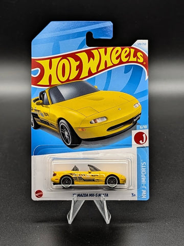 Hot Wheels Yellow 91 Mazda MX-5 Miata